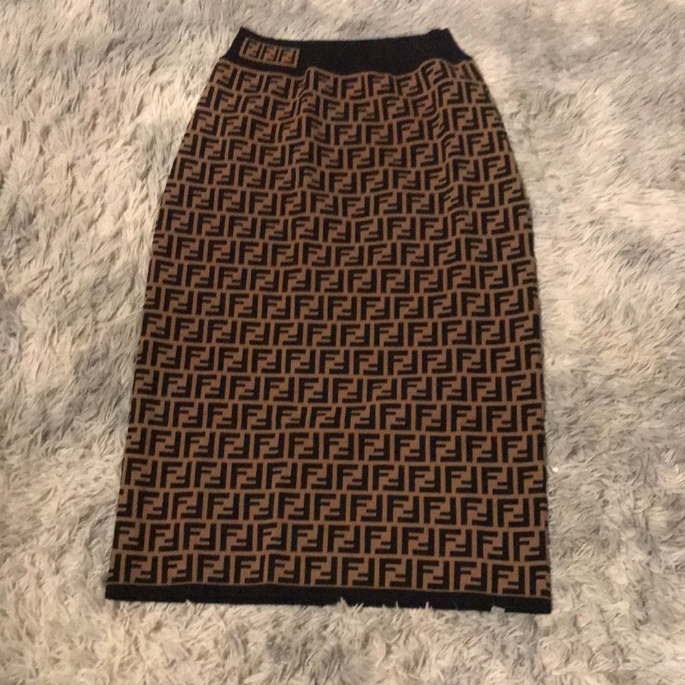 ✨ Authentic FENDI Brown Zucca Monogram Intarsia Knit Pencil Skirt – Size 46 ✨ - Picture 11 of 11